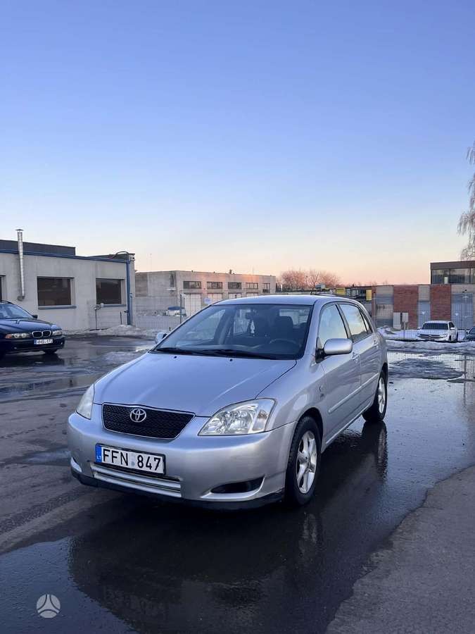 Toyota Corolla, 2.0 l., Хэтчбек