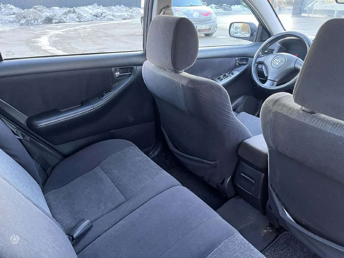 Toyota Corolla, 2.0 l., hatchback