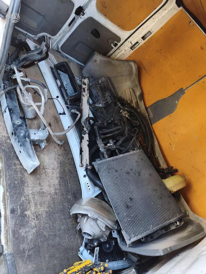 Renault Trafic, cargo vans