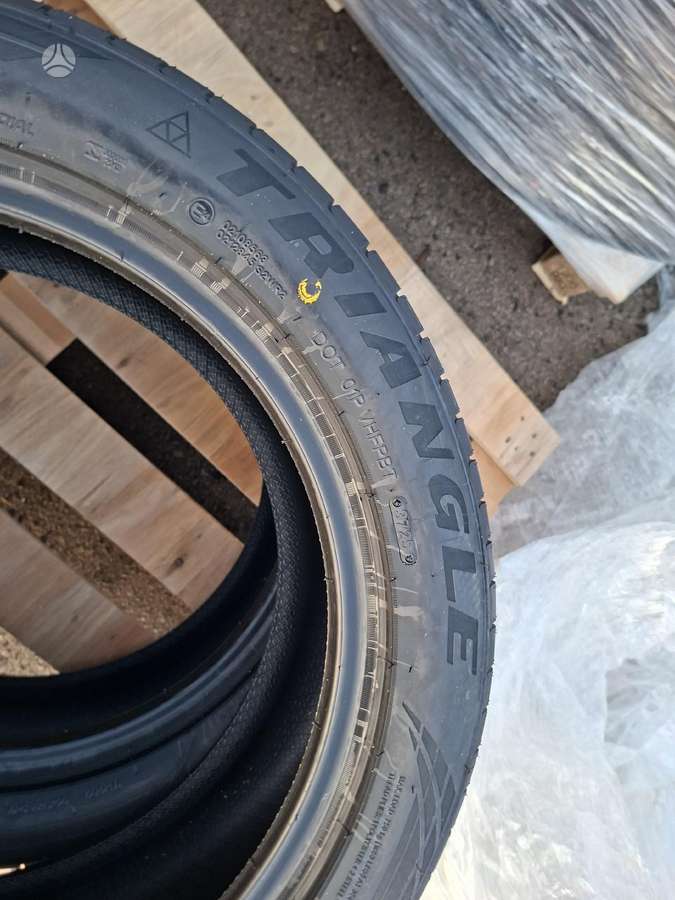 Triangle, vasaras 225/50 R17