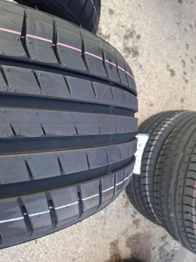 Triangle, летние 235/40 R18