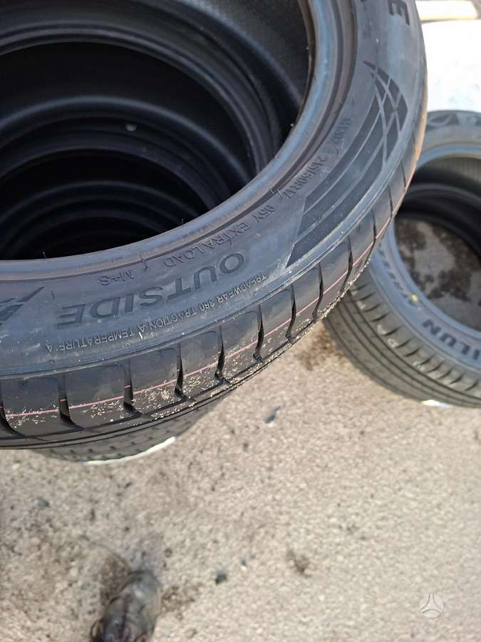 Triangle, vasaras 215/50 R17