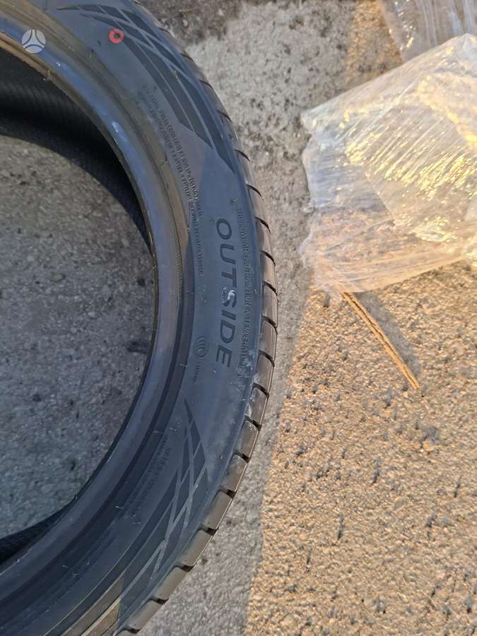 Triangle, vasarinės 235/45 R18