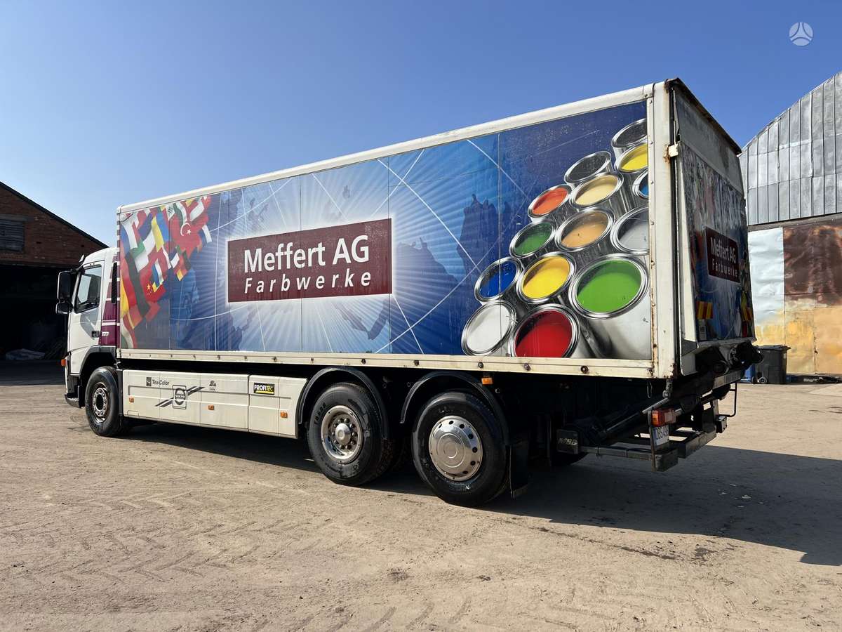 Volvo FM9, box trucks / box vans
