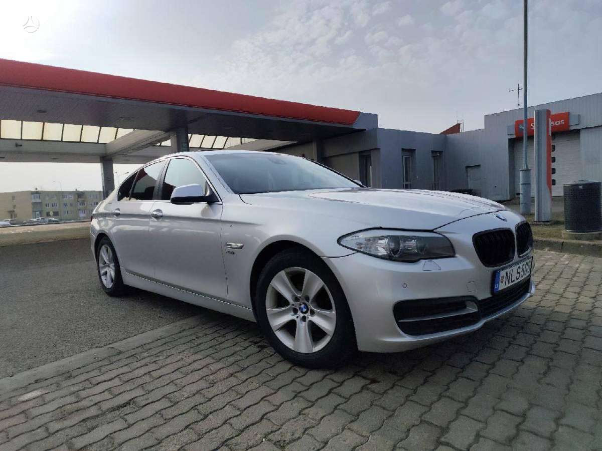 BMW 528, 2.0 l., Седан