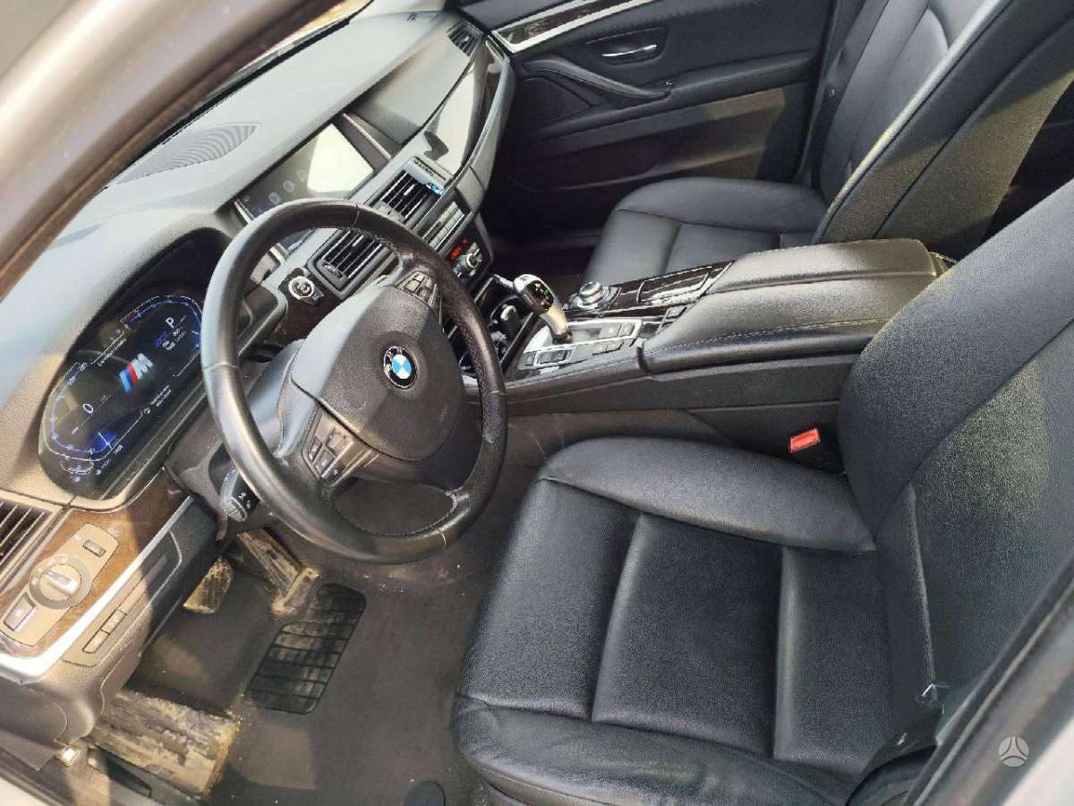 BMW 528, 2.0 l., Седан