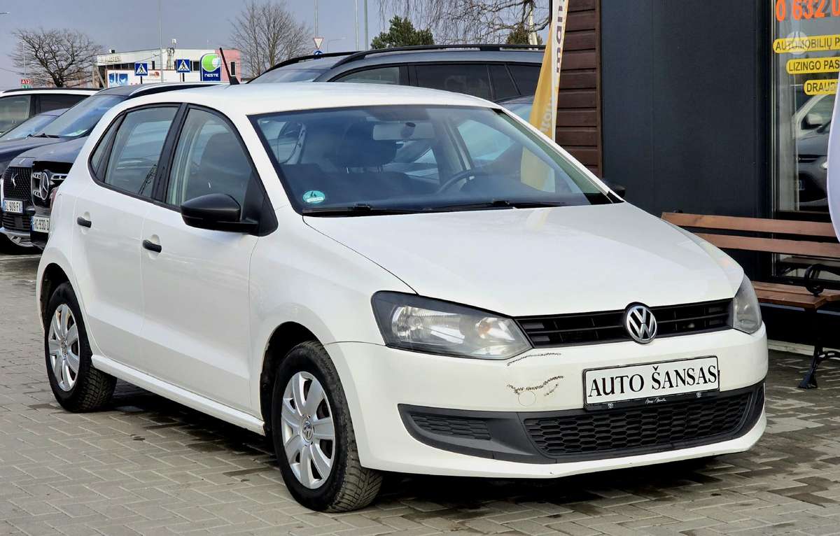 Volkswagen Polo - 2