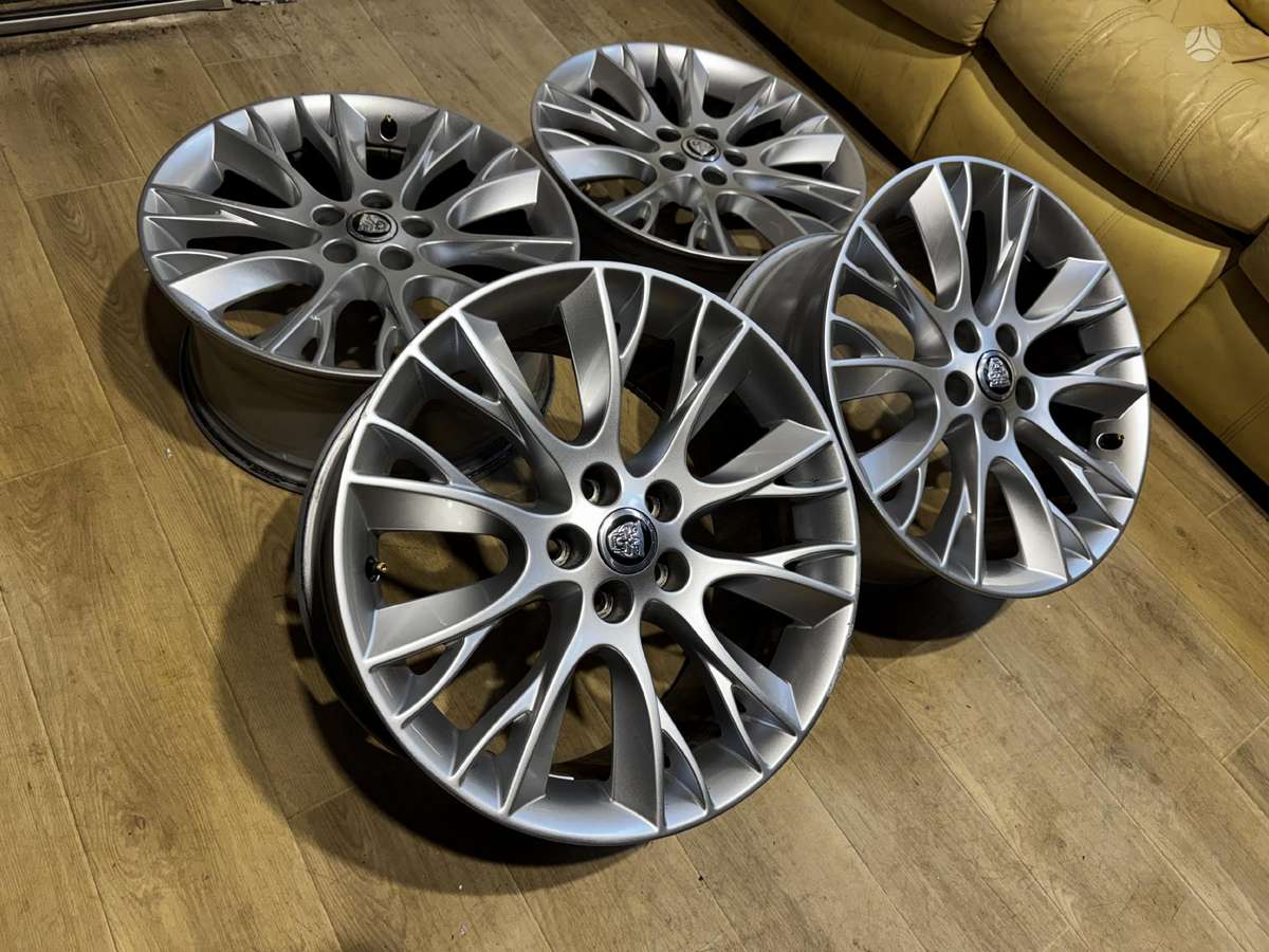 Jaguar XF, light alloy, R18