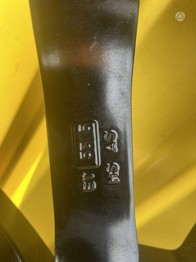 Dezent KF Gloss Black, light alloy, R20