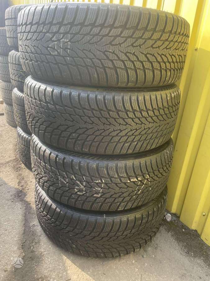 Dezent KF Gloss Black, light alloy, R20
