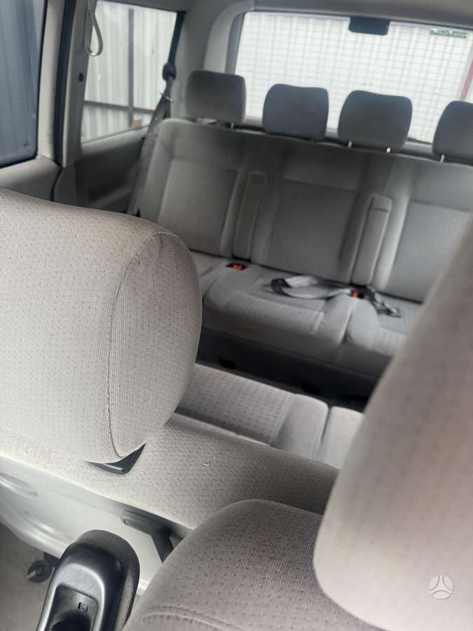 Volkswagen Caravelle