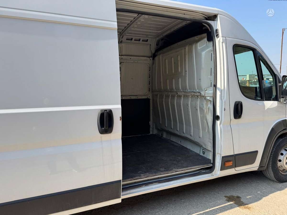 Opel Movano, 2.2 l., cargo van