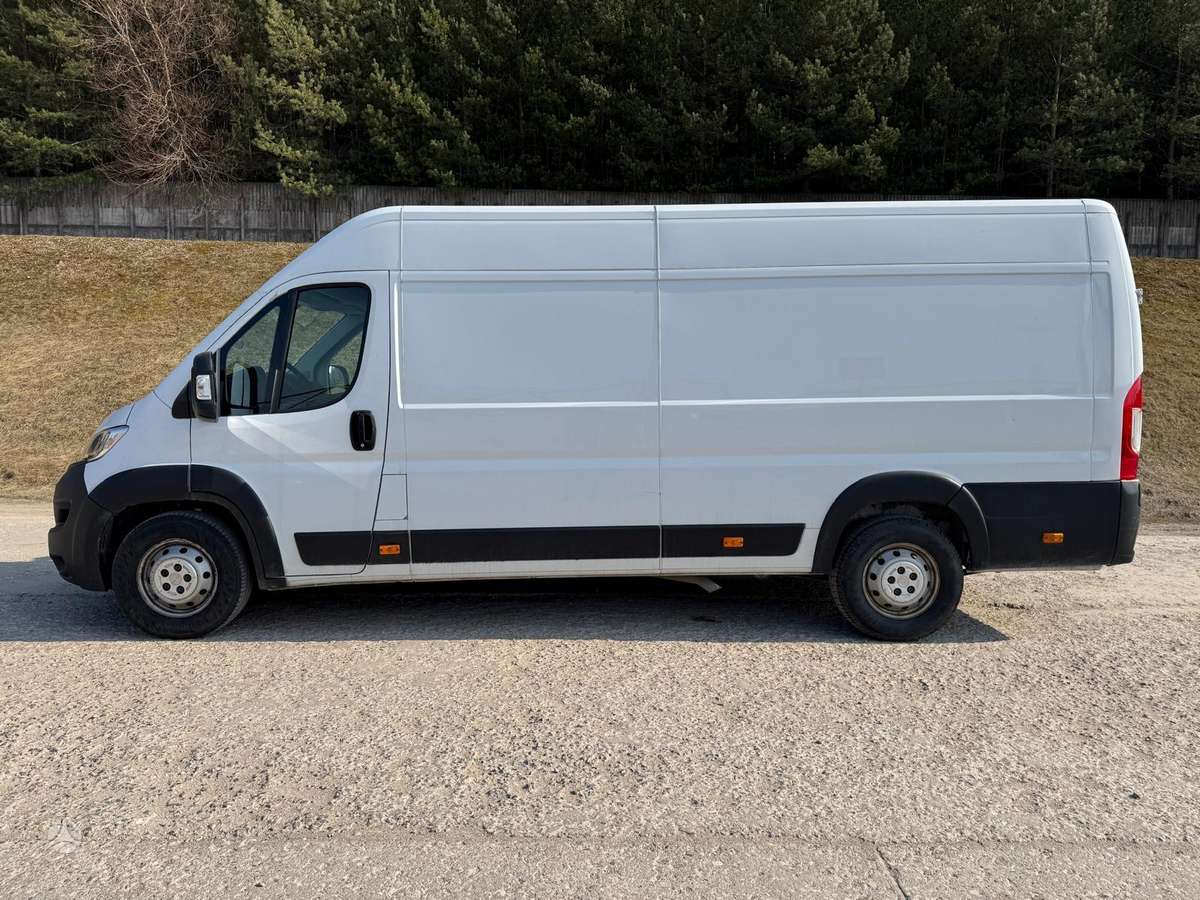 Opel Movano, 2.2 l., cargo van