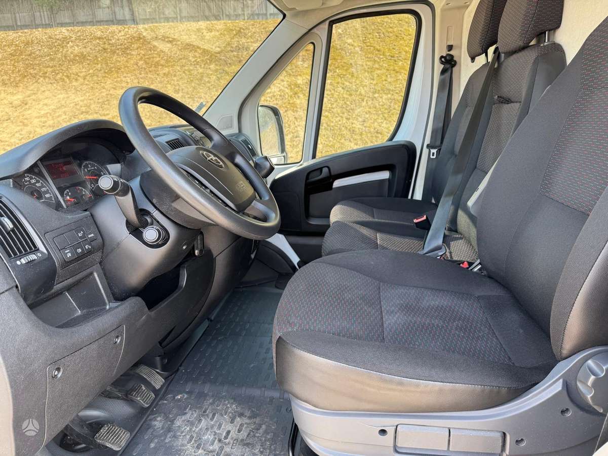 Opel Movano, 2.2 l., cargo van