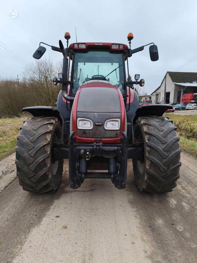 Valtra T150, tractors
