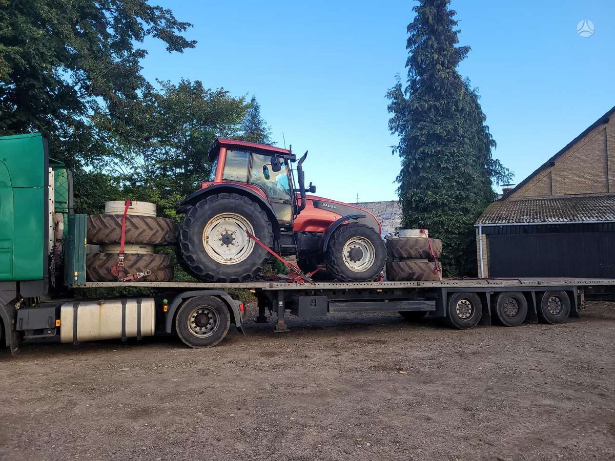 Valtra T150, tractors