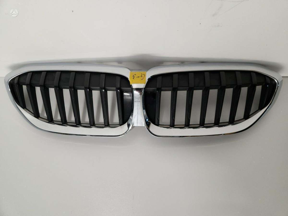 BMW 5 serija, 51137192976, front grill
