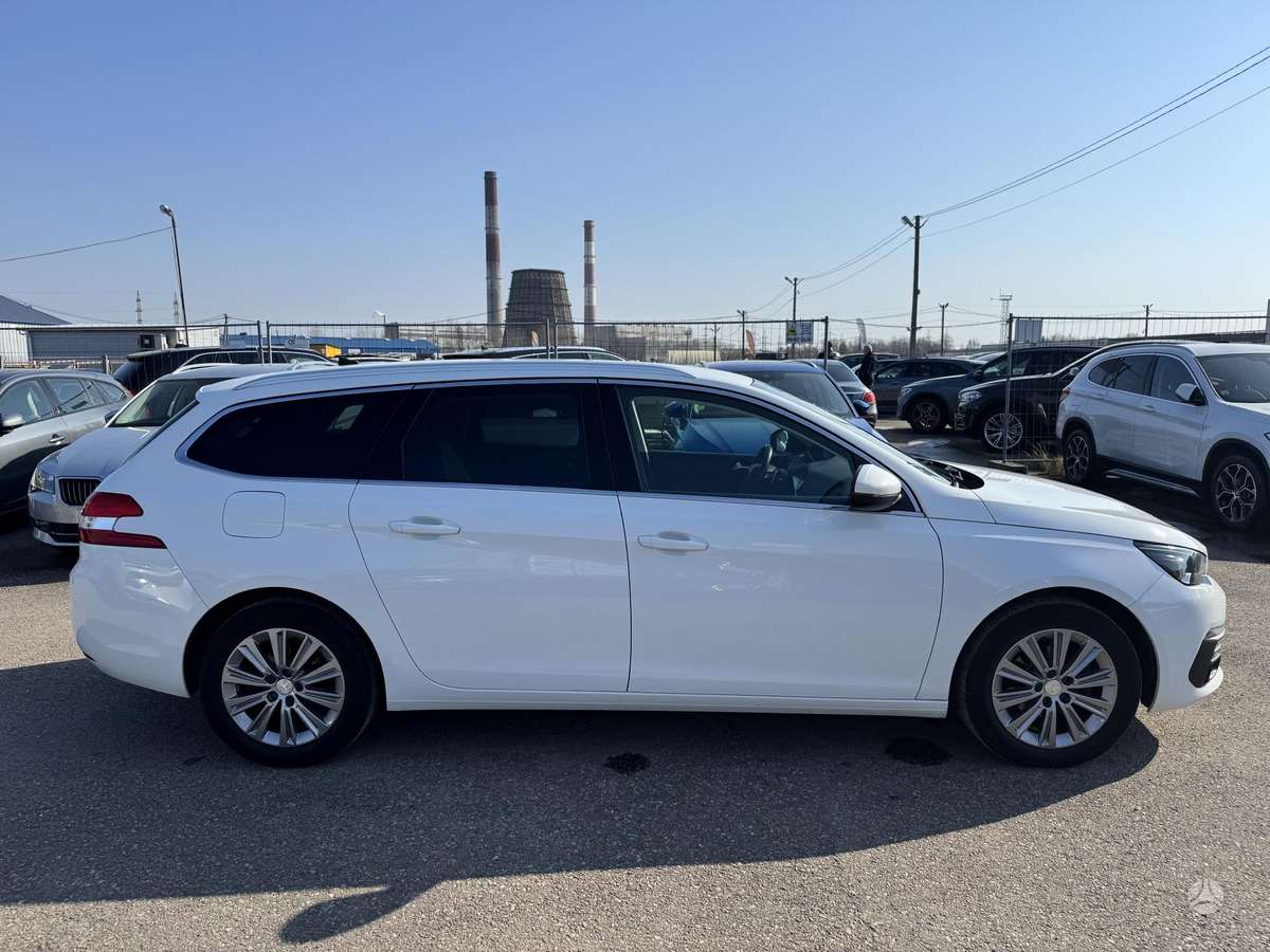 Peugeot 308 - 3