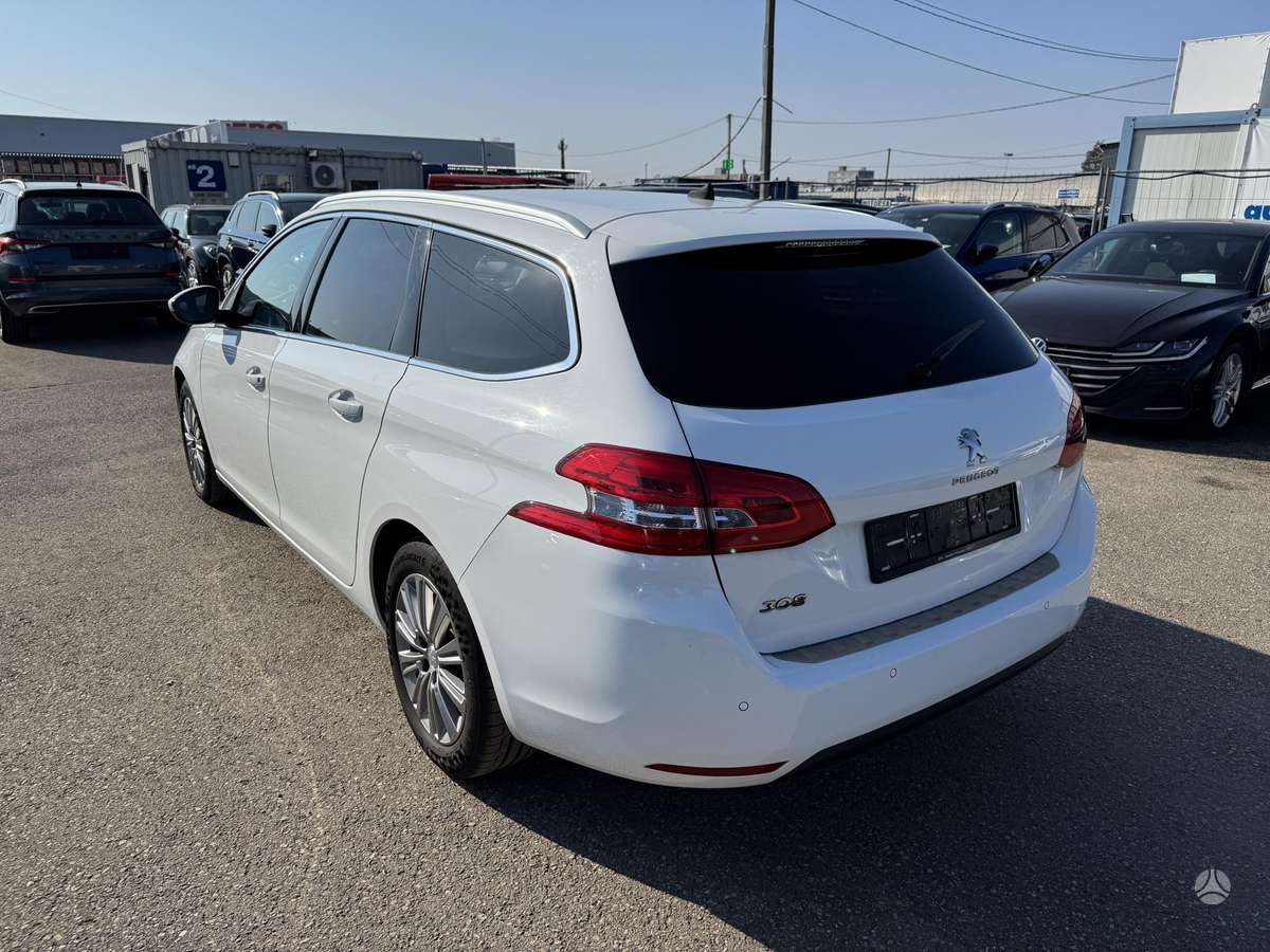 Peugeot 308 - 5