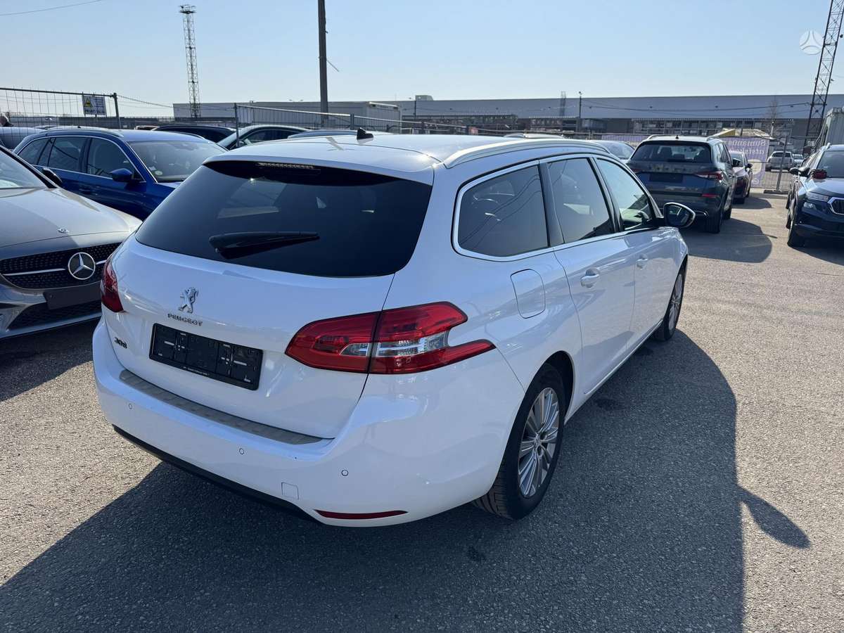 Peugeot 308 - 6