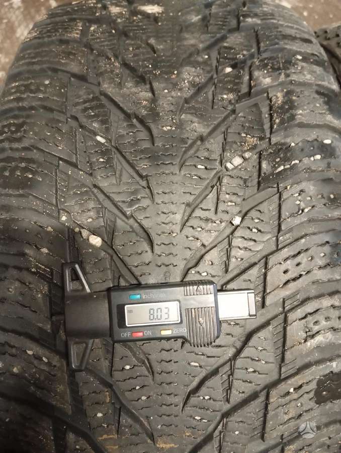 Nokian, winter 255/35 R21