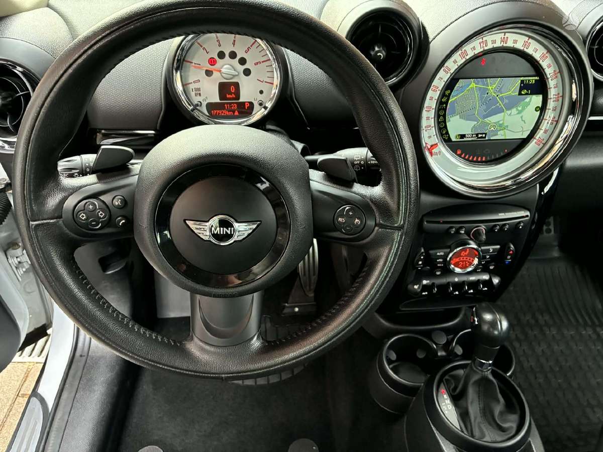 Mini Cooper SD, 2.0 l., hatchback