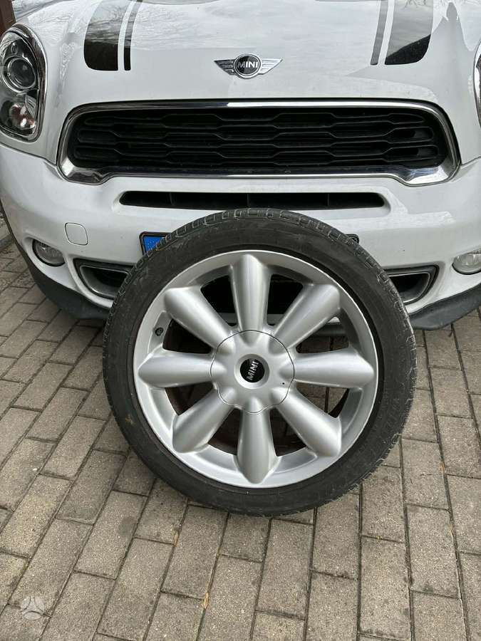 Mini Cooper SD, 2.0 l., hatchback