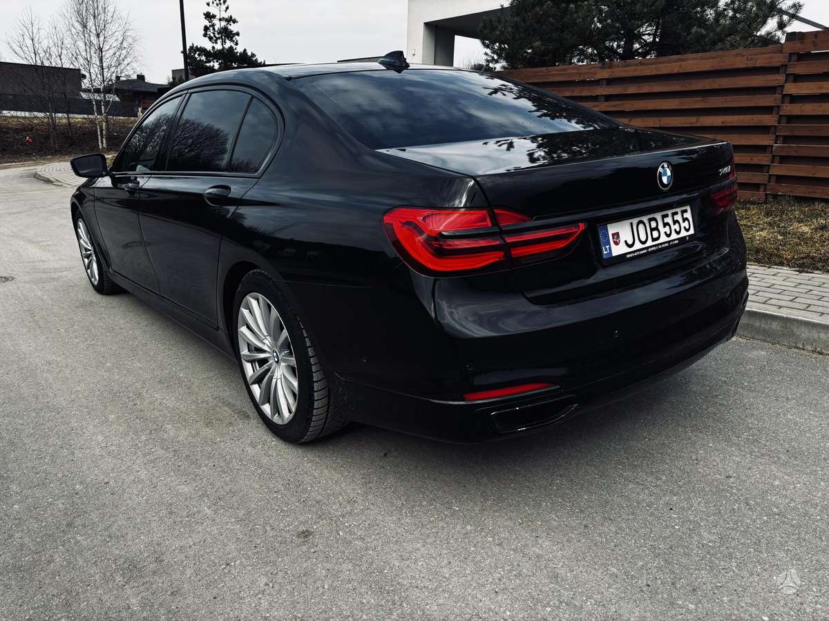 BMW 740, 3.0 l., sedanas