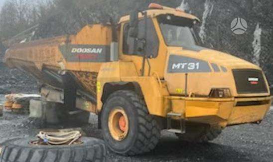 Doosan Moxy MT31 dalimis, dumpers / tippers