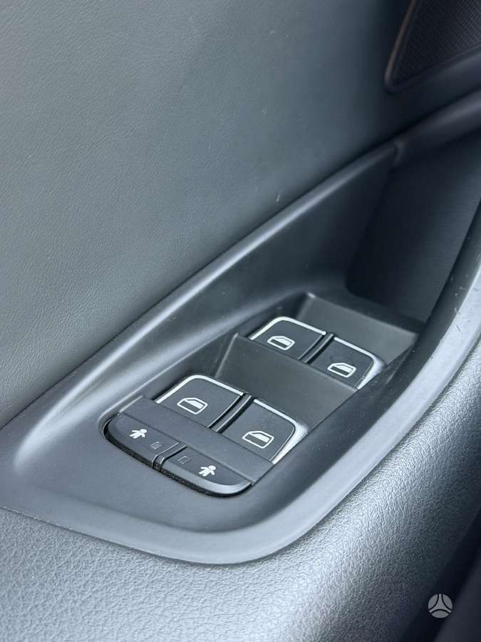 Audi A6, 3.0 l., universalas