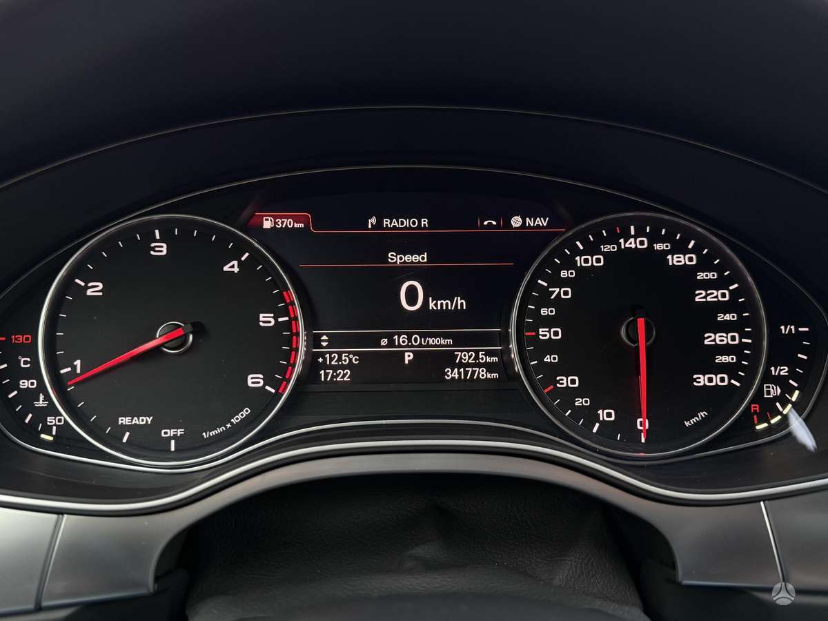 Audi A6, 3.0 l., universalas