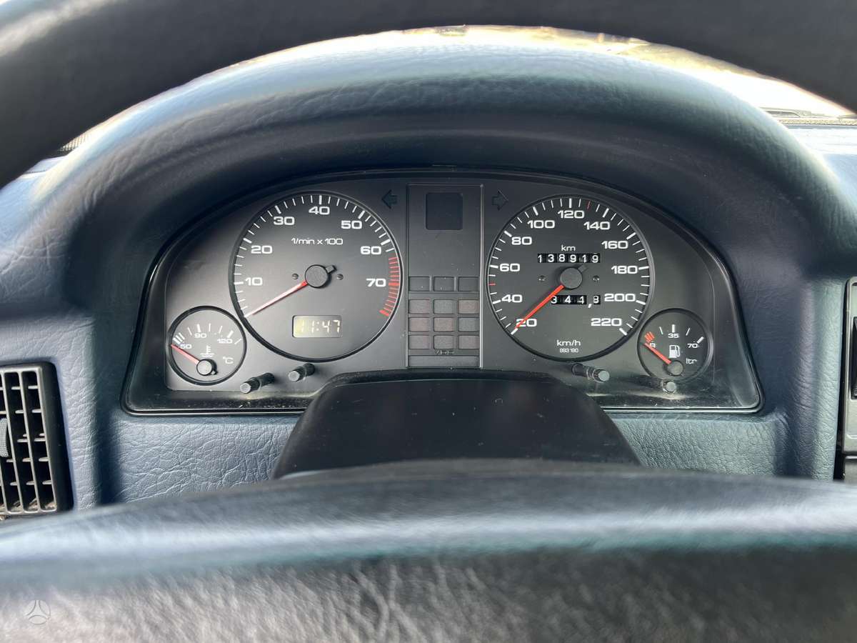 Audi 80, 1.8 l., Седан