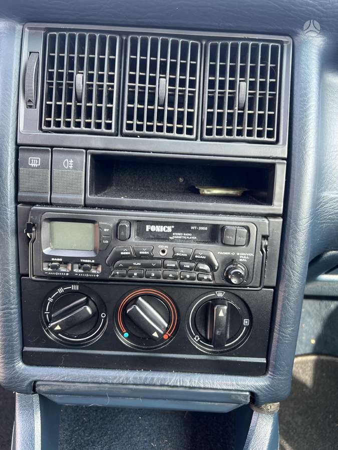 Audi 80, 1.8 l., Седан