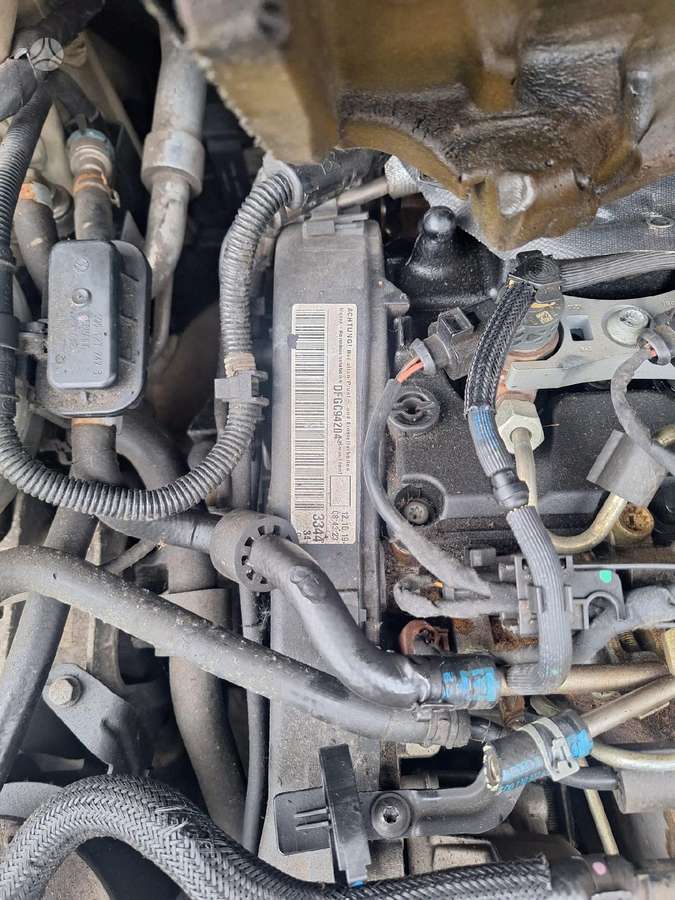 Volkswagen Touran - 11