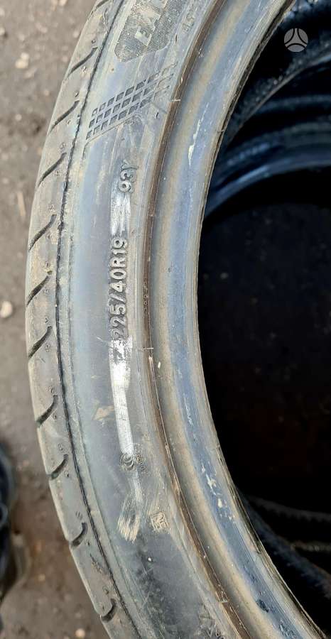 Goodyear, летние 225/40 R19
