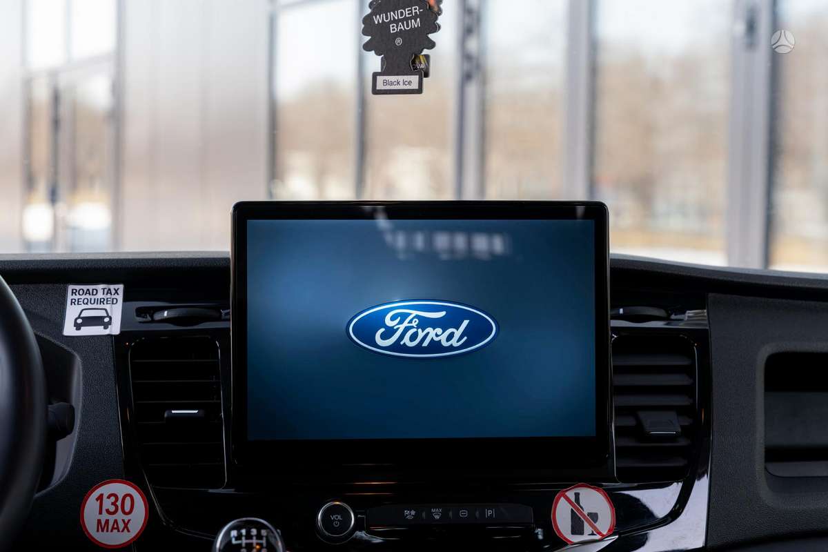 Ford Transit Double Cab Trend, krovininis mikroautobusas