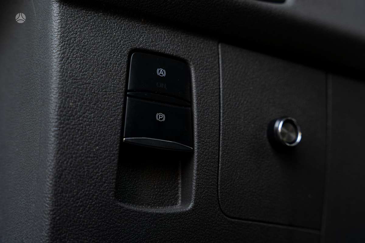 Ford Transit Double Cab Trend, krovininis mikroautobusas
