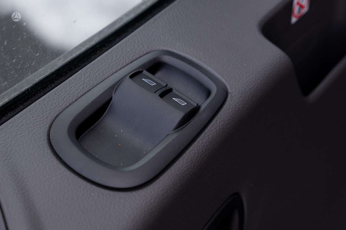 Ford Transit Double Cab Trend, krovininis mikroautobusas