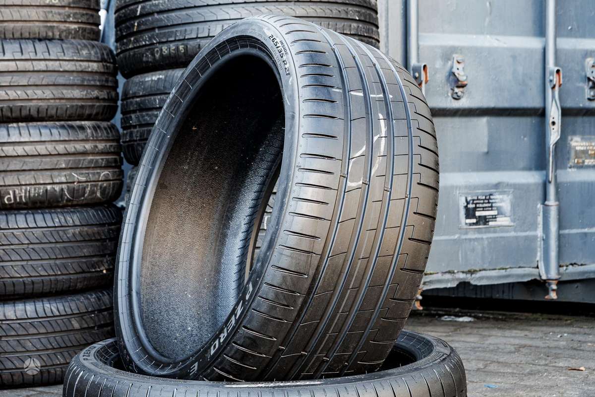 Pirelli P Zero E, vasarinės 265/35 R21