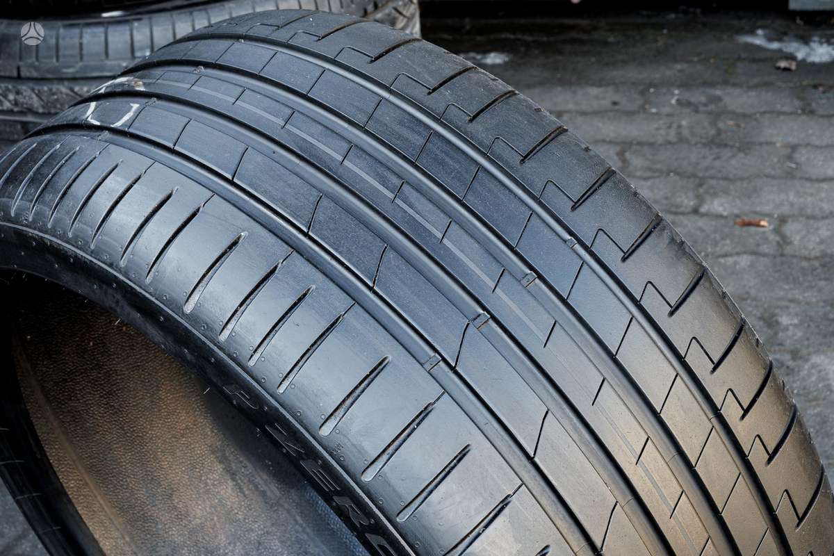 Pirelli P Zero E, летние 265/35 R21