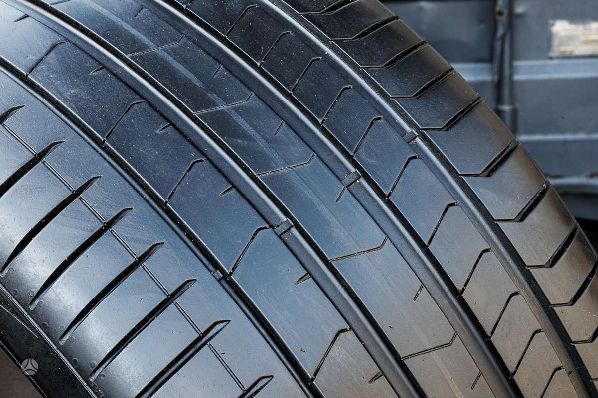 Pirelli Runflat P Zero 4 (BMW), vasarinės 315/35 R21