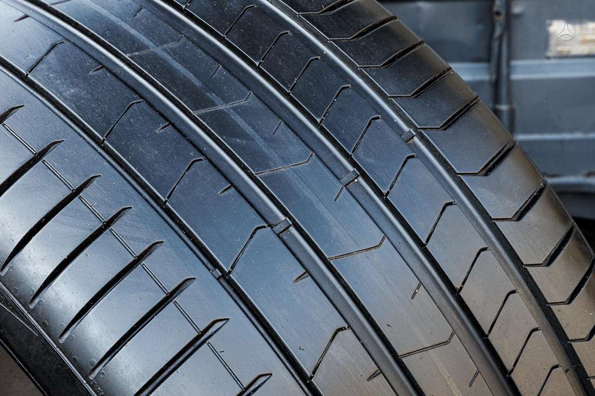 Pirelli Runflat P Zero 4 (BMW), летние 275/40 R21