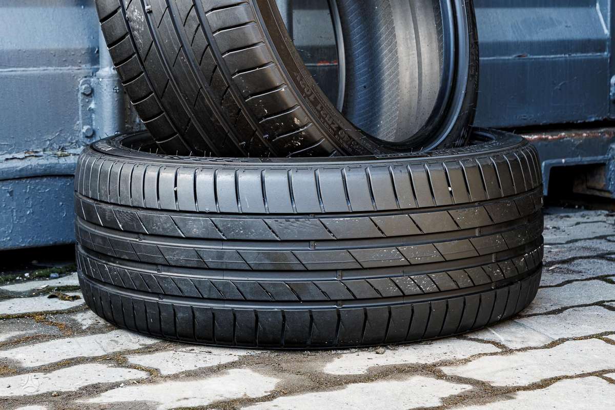 Kumho SUV Ecsta PS71, летние 255/40 R21