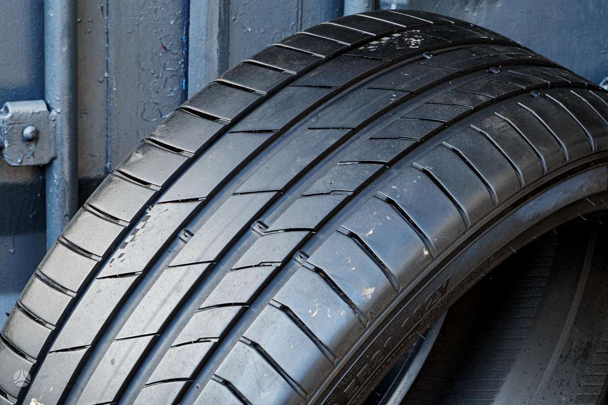 Kumho SUV Ecsta PS71, летние 255/40 R21