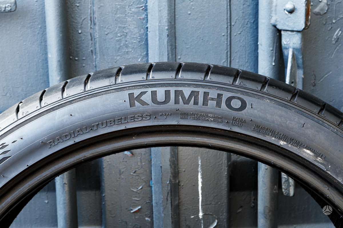 Kumho SUV Ecsta PS71, летние 255/40 R21