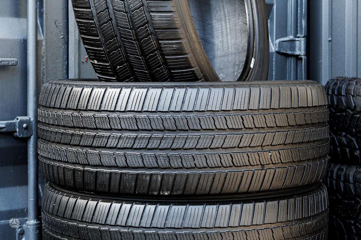 Michelin Defender LTX, летние 285/45 R22