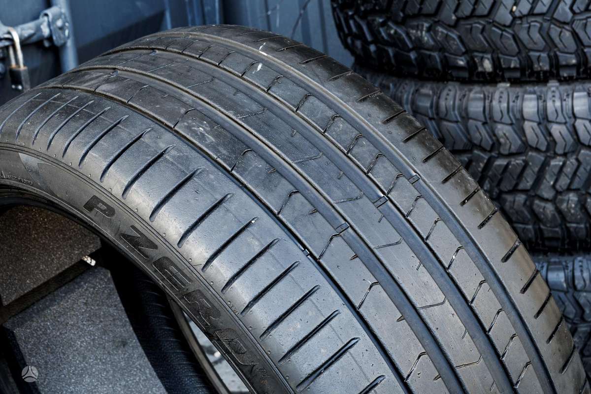 Pirelli P Zero 4 (T1), летние 255/35 R21