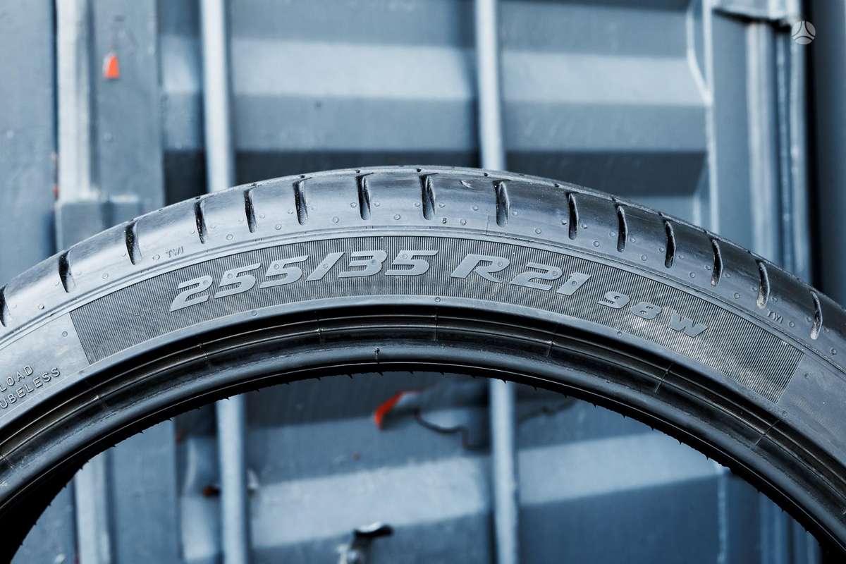 Pirelli P Zero 4 (T1), vasarinės 255/35 R21