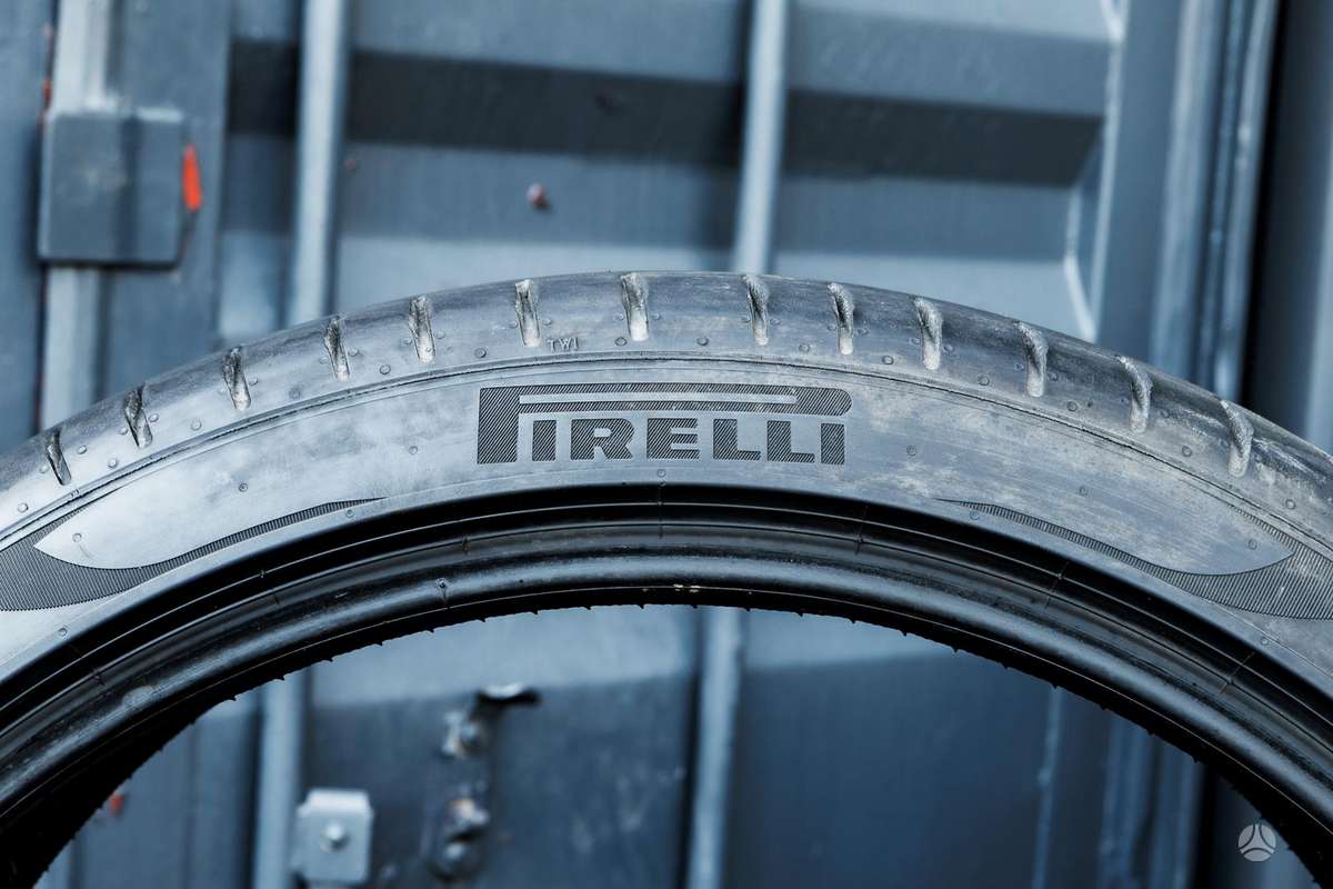 Pirelli P Zero 4 (T1), летние 255/35 R21