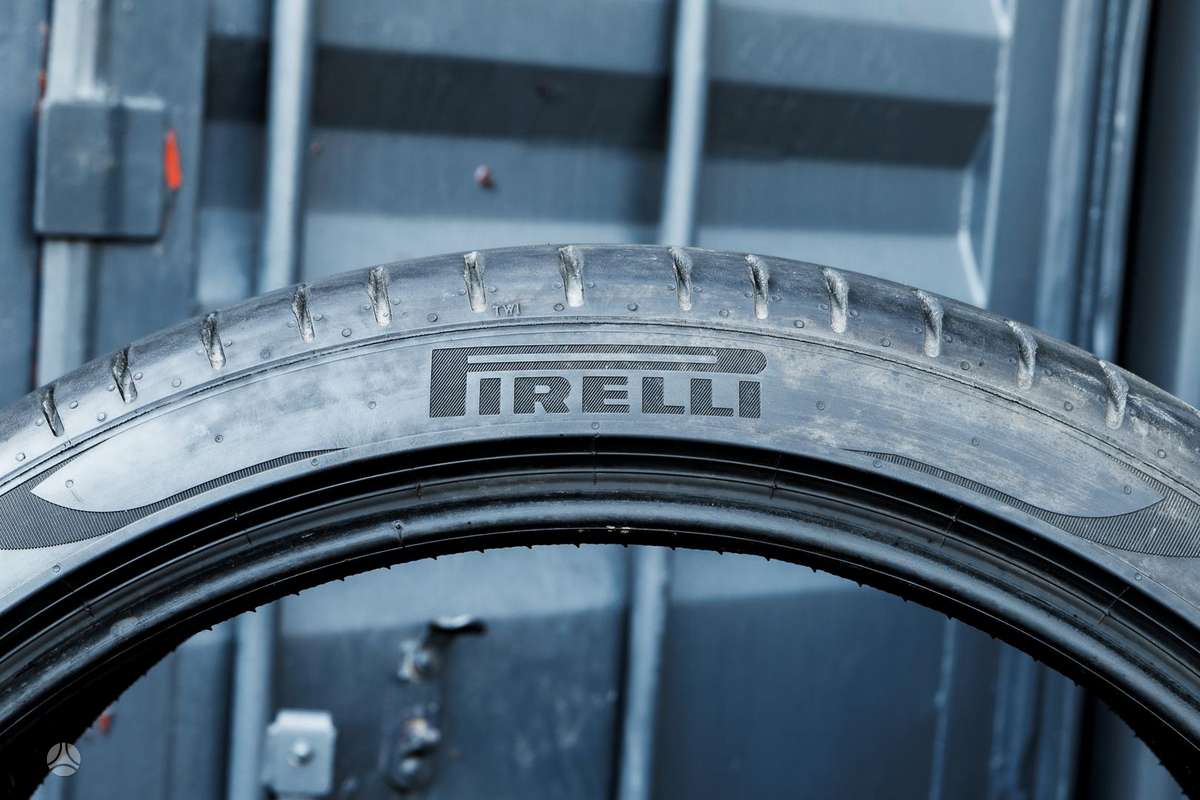 Pirelli P Zero 4 (T1), summer 255/35 R21